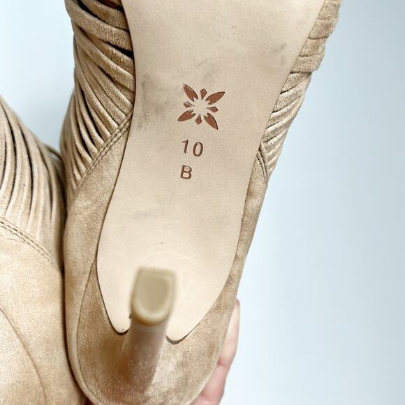 BCBGeneration Beige Sand Women Heels Size 10 No Box - Picture 5 of 6